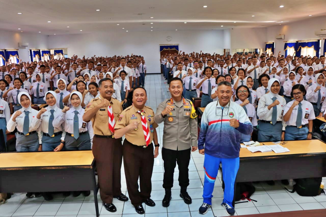 Kapolresta saat beri pembekalan MPLS SMA Taruna Nusantara
