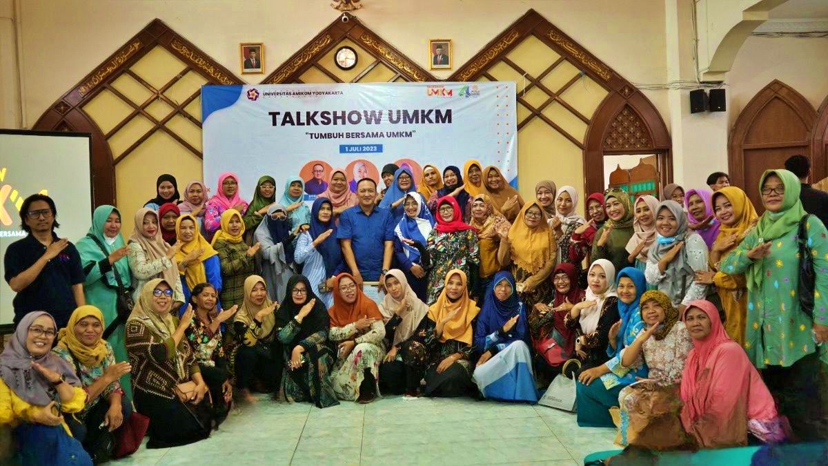 Talkshow atau seminar UMKM oleh Mahasiswa AMIKOM Yogyakarta