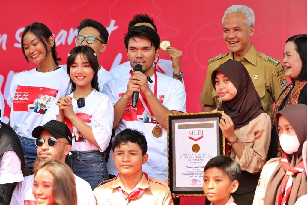 Ganjar Pranowo bersama influencer