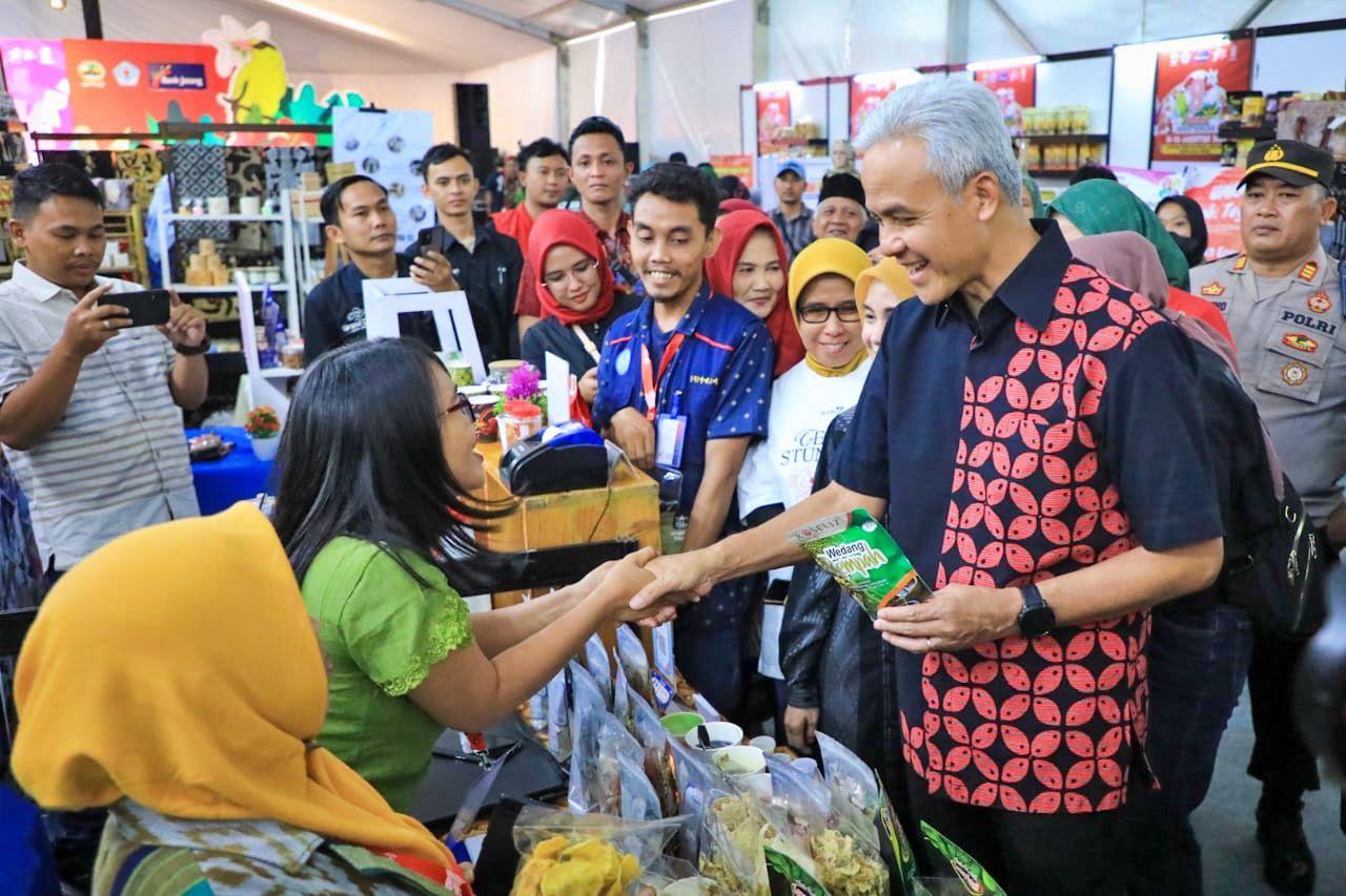 Ganjar Pranowo saat bertemu Pelaku UMKM asal Magelang