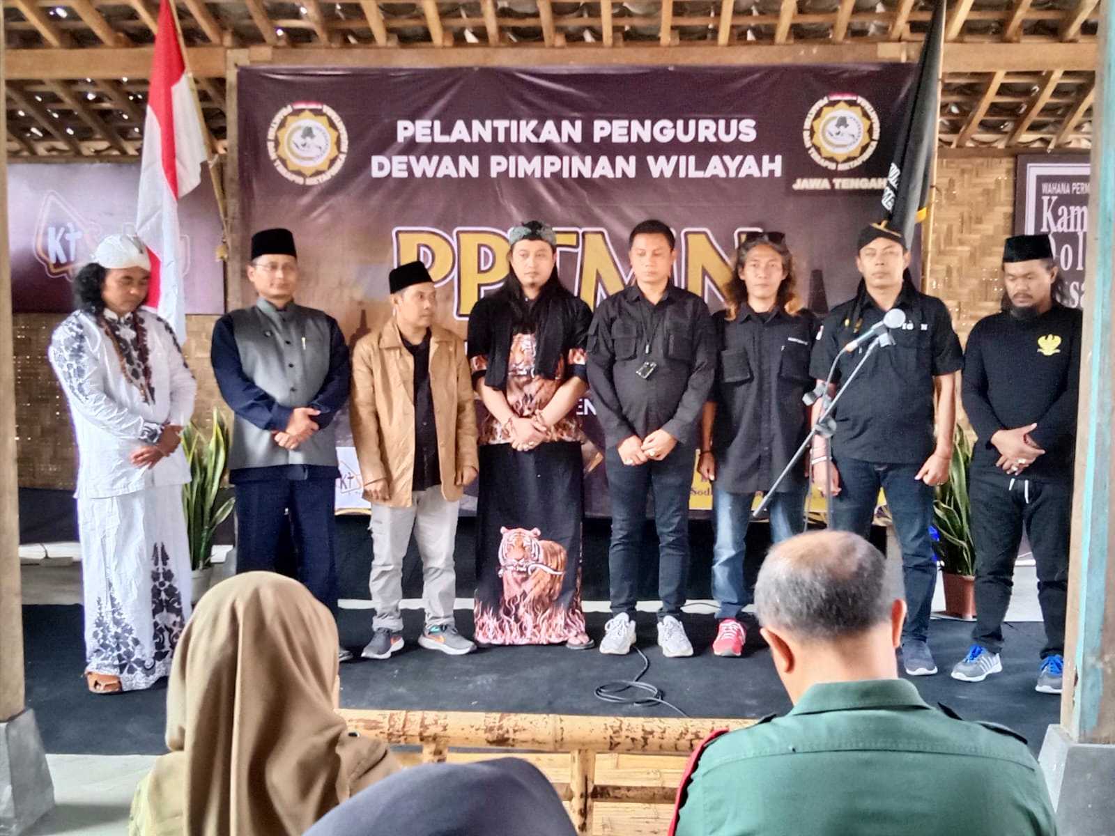 Pelantikan Pengurus Wilayah Jawa Tengah PPTMN periode 2023 - 2028 di Pendopo Anglung Nusantara Kampung Dolanan Sodongan, Borobudur, Kabupaten Magelang