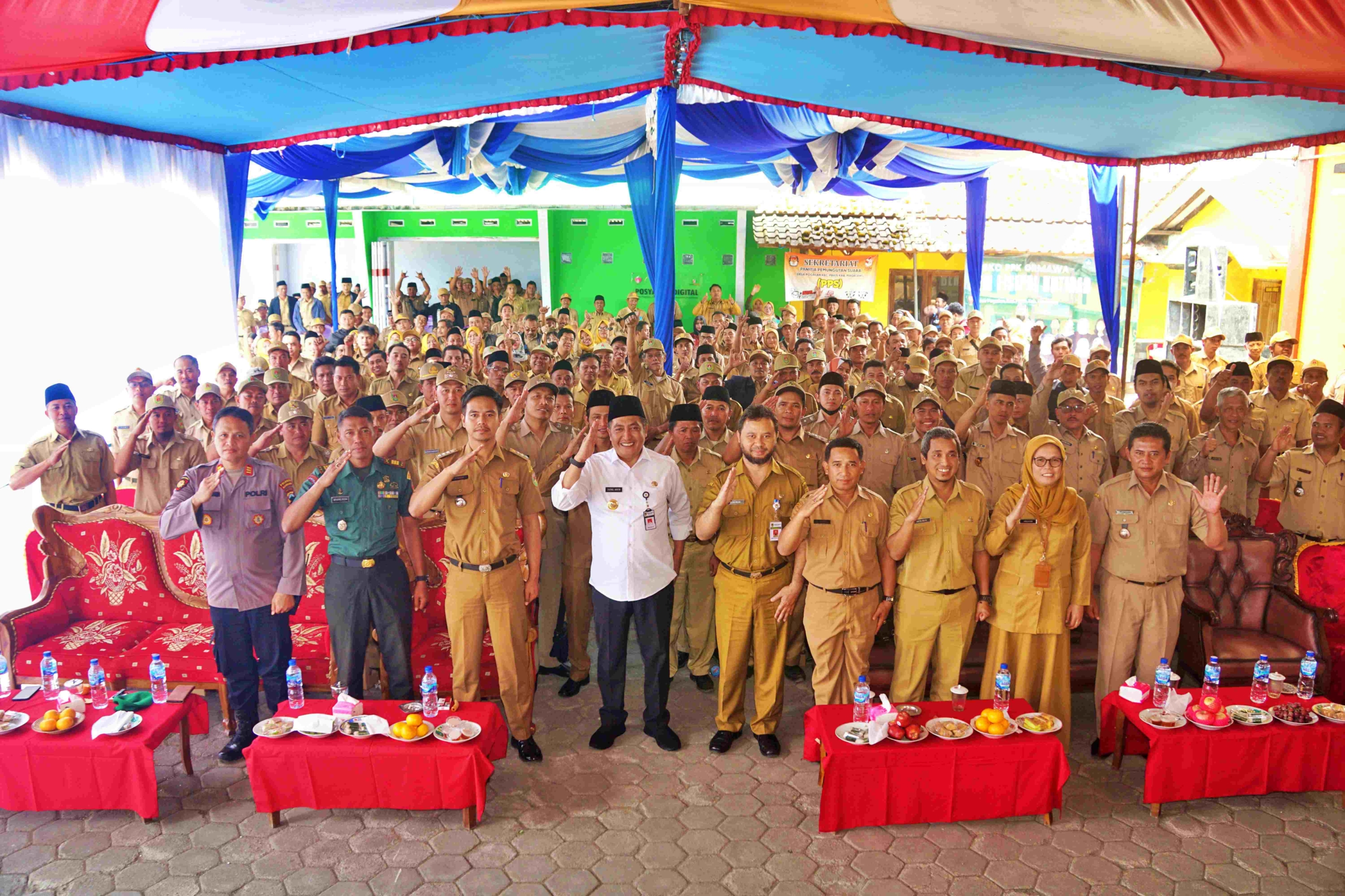 Bupati Magelang bersama jajaran Forkompincam dan Perangkat Desa se Kecamatan Pakis