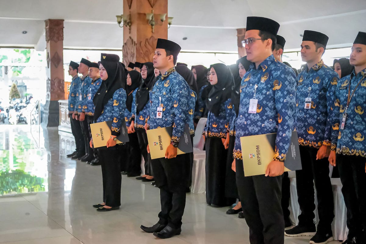 Ambil Sumpah 254 CPNS/PNS, Wali Kota Magelang Pesan Jaga Integritas