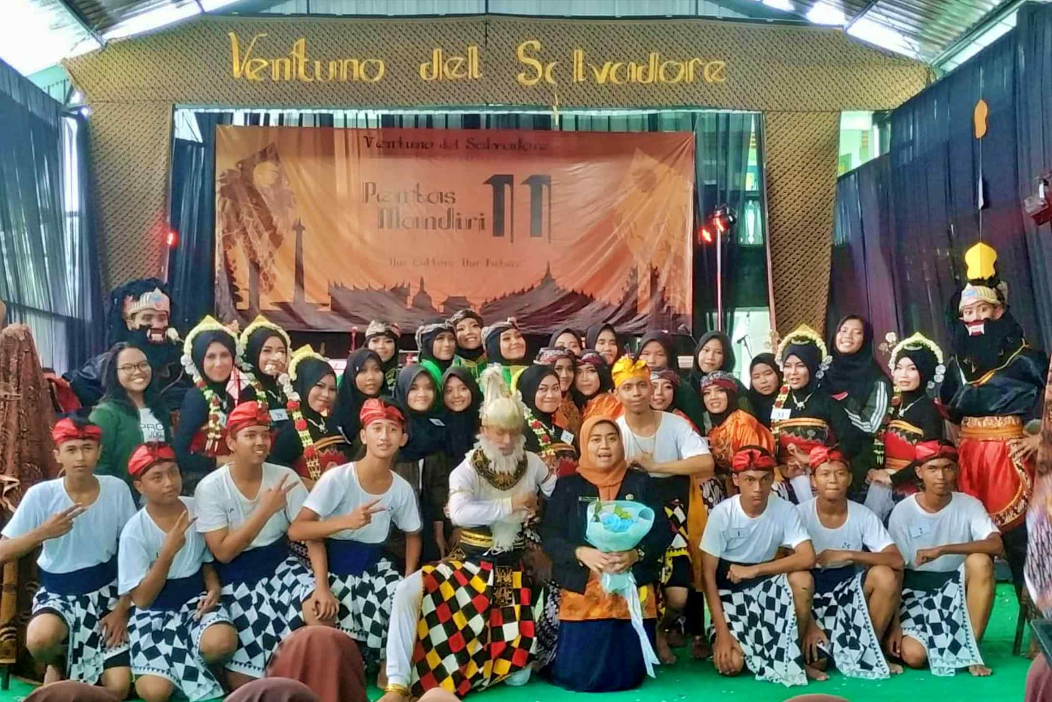 Pentas Mandiri Seni Budaya SMA Negeri 1 Muntilan