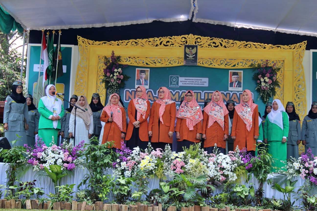 Peringatan Maulid Nabi oleh PC Fatayat NU Kabupaten Magelang sekaligus pengukuhkan Lembaga Baru