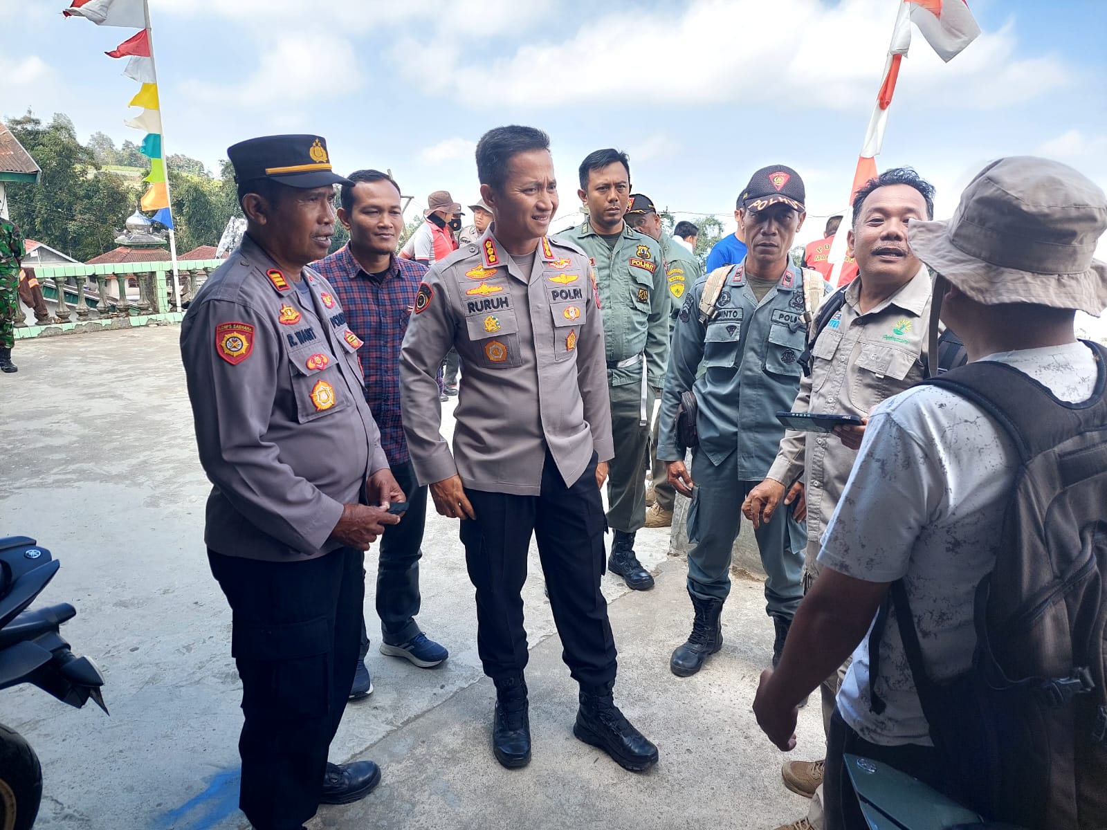 Kapolresta Magelang Terjun Langsung Pastikan Tak Ada Titik Api di Gunung Sumbing Lereng Timur