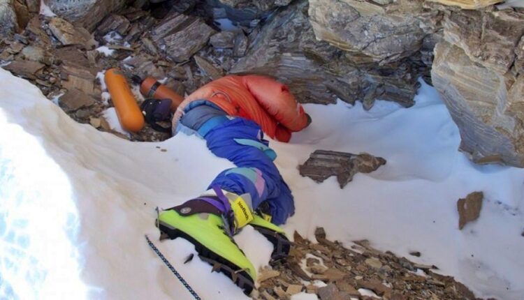 salah satu mayat di Gunung Everest_foto istimewa