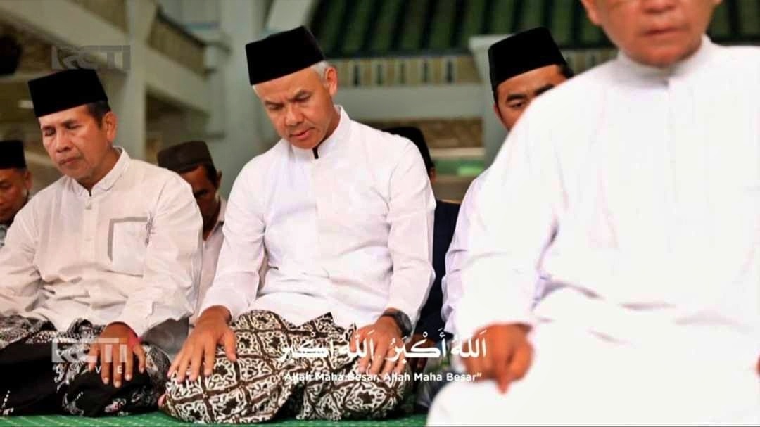 tangkapan layar video Ganjar Pranowo ada di azan di tv tv swasta