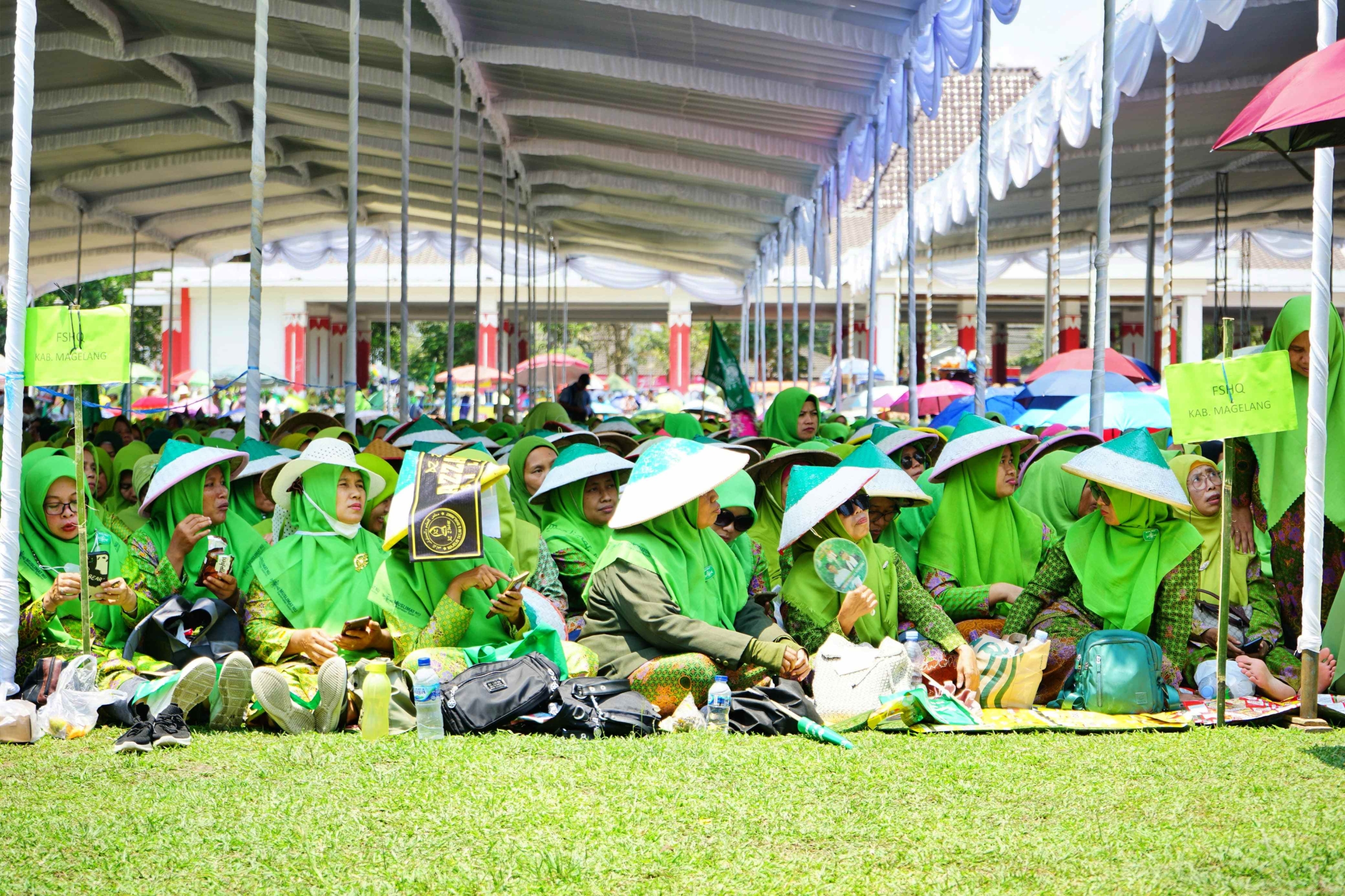 Acara Muslimat NU Bersholawat di Sawitan Magelang