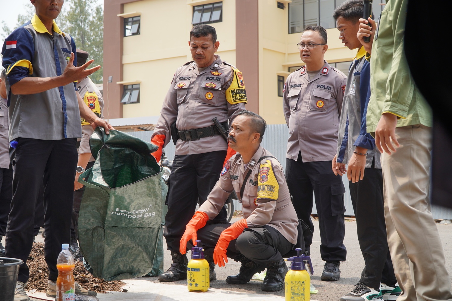 Gandeng Untidar, Polres Magelang Kota Latih Bhabinkamtibmas Mengolah Sampah