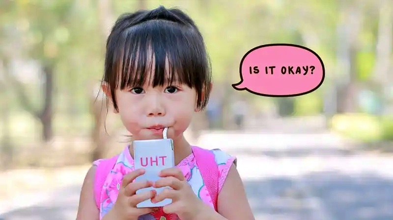 Minum Susu UHT