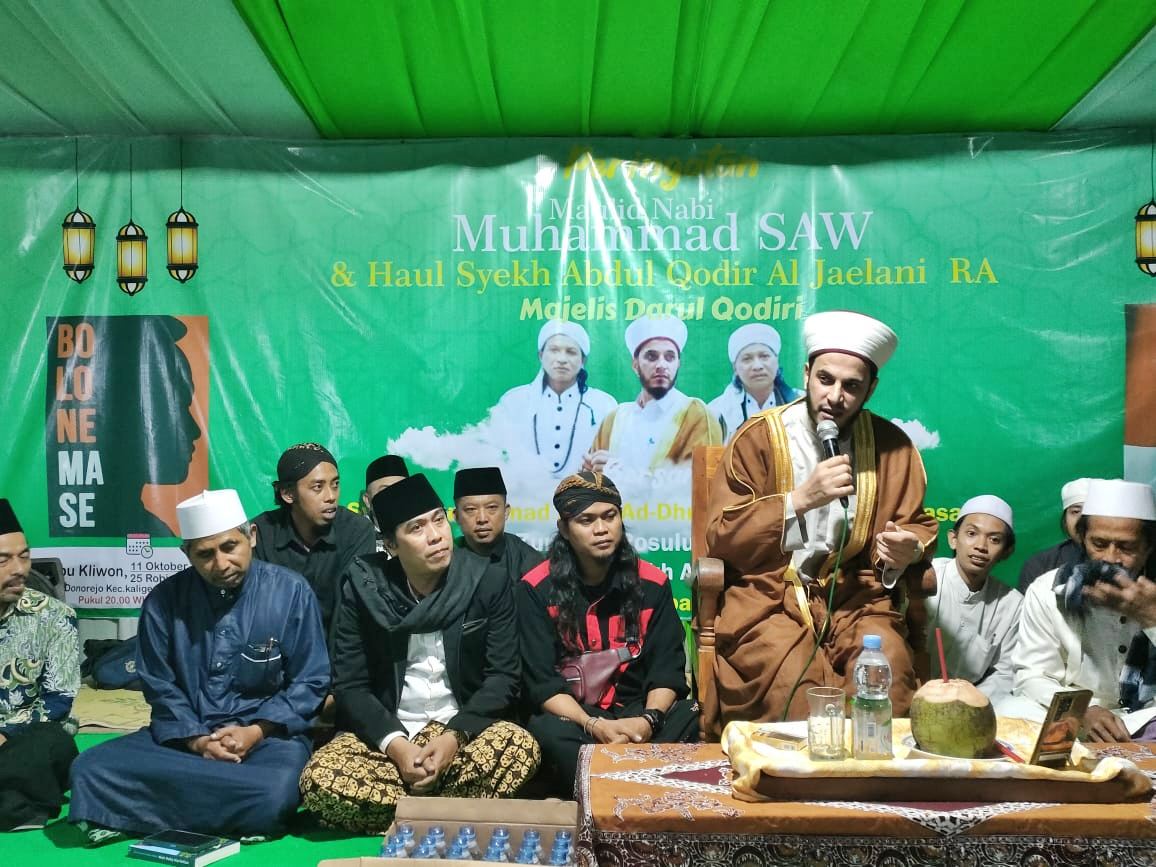 Pengajian Maulid Nabi di Purworejo sambil doakan Gibran Cawapres