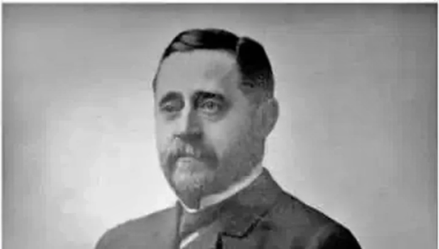 Robert Chesebrough penemu cairan sampah diubah jadi penghalus kulit merk Vaseline