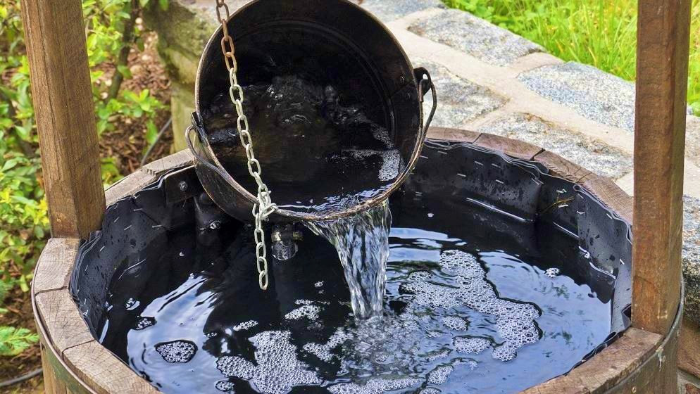 ilustrasi sumur penuh air