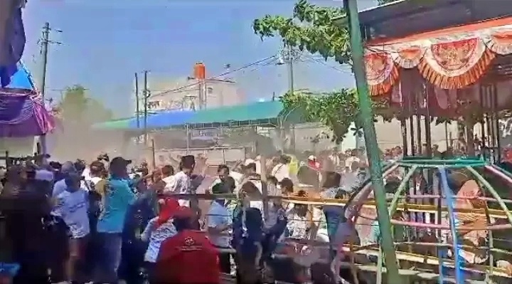 tangkapan layar video bentrokan dan kericuhan Pilkades Kembangan Bonang Demak