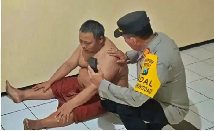 Ayah Mertua Bunuh menantu yang sedang hamil 7 bulan