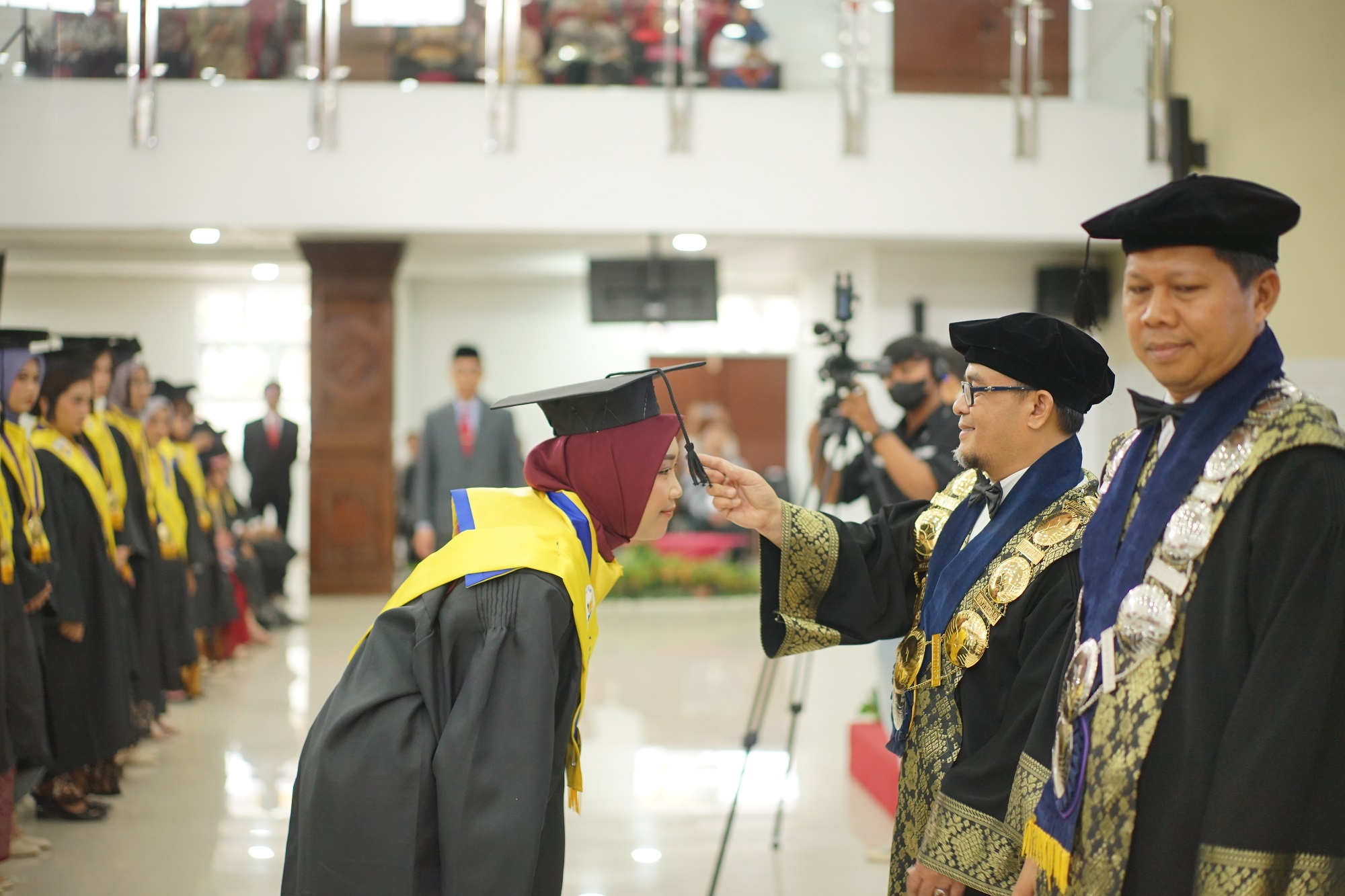 Digelar 2 Hari, Untidar Magelang Mewisuda 905 Lulusan