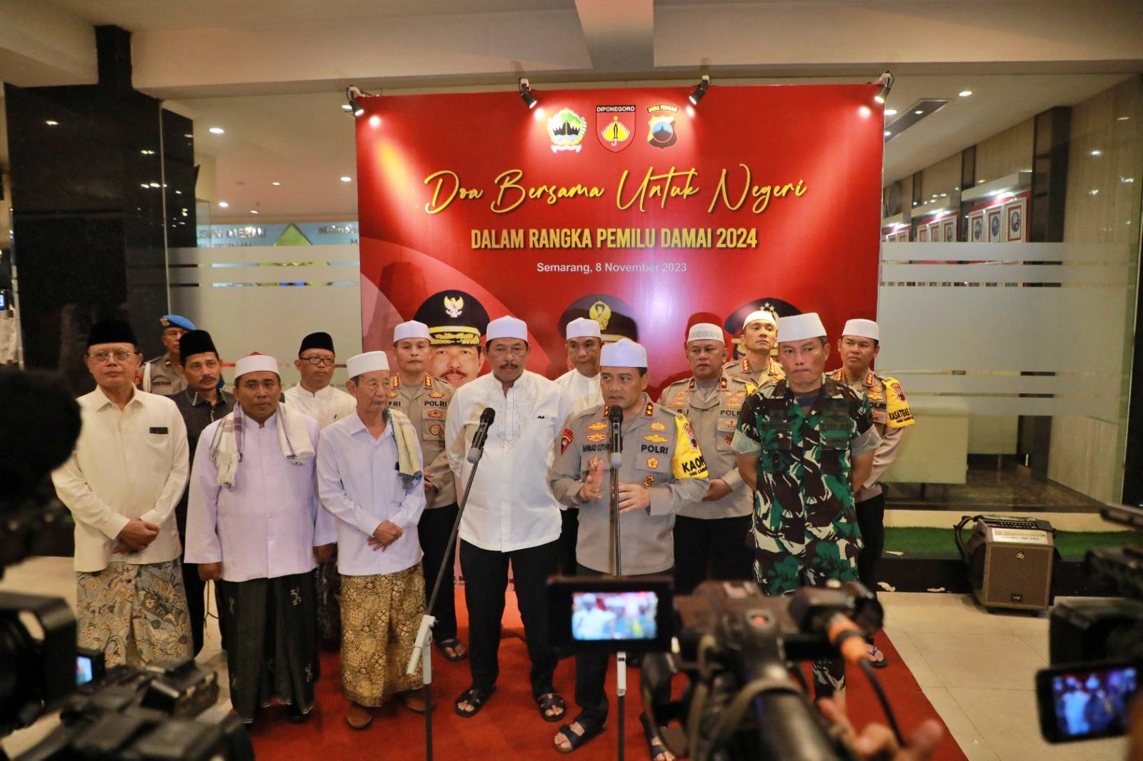 Doa Bersama tokoh agama di Jateng bersama PJ Gubernur dan Kapolda Jateng untuk Pemilu 2024 damai