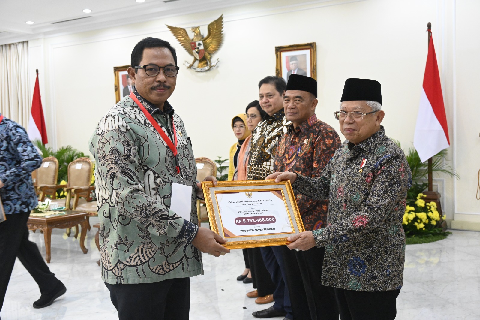 Jateng Terima Penghargaan Insentif Fiskal Atas Kinerja Penghapusan Kemiskinan Ekstrem