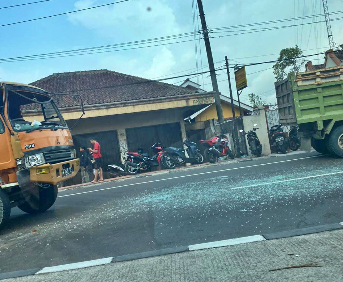 Kecelakaan Beruntun di Blabak Magelang