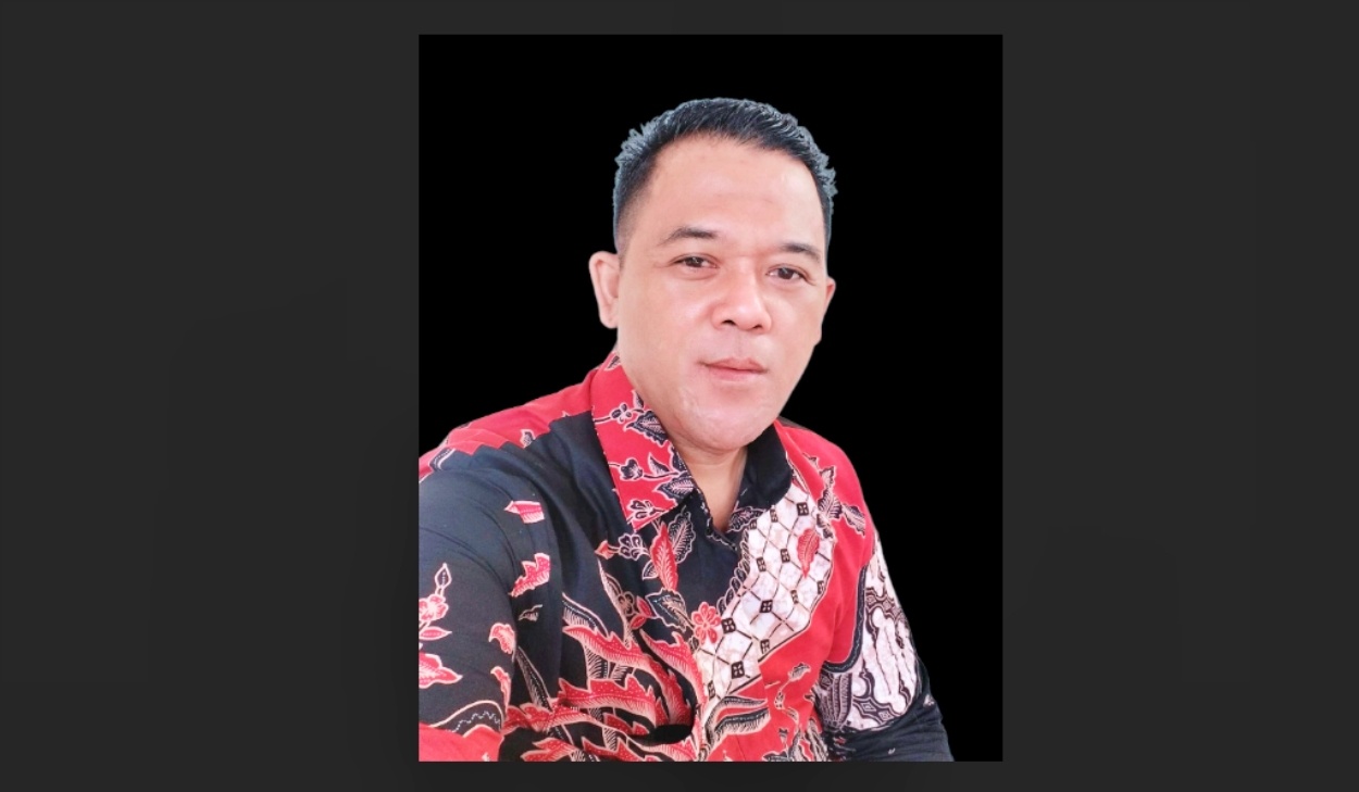 Priyo Wahyu Setyanto, S.Pd, Guru Bahasa Indonesia SMA Negeri 2 Magelang