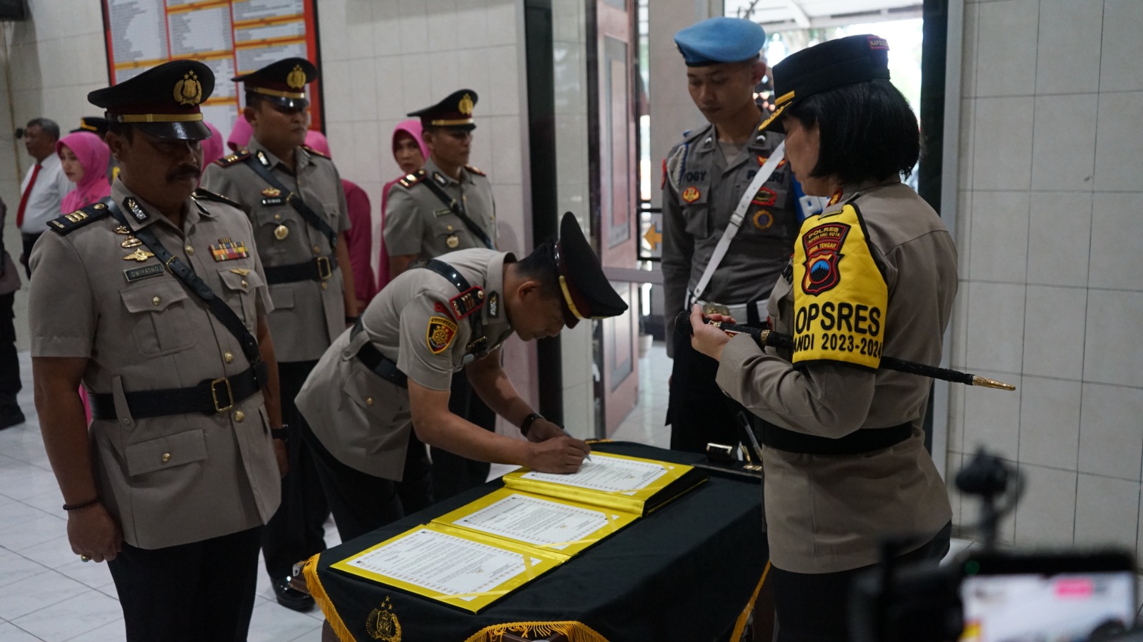 Kasat Reskrim dan Kapolsek Bandongan Polres Magelang Kota Diganti