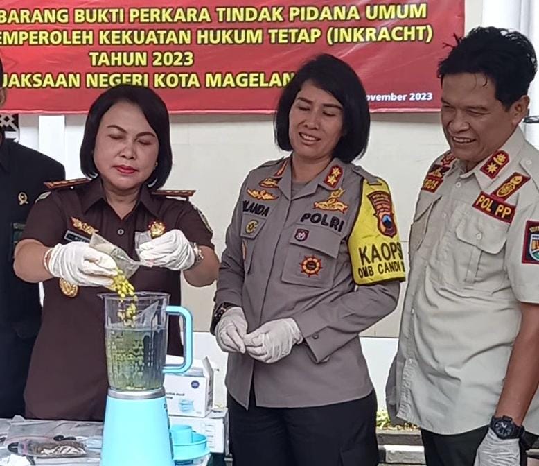 Kejari Kota Magelang Musnahkan Barang Bukti Narkotika Hingga Sajam