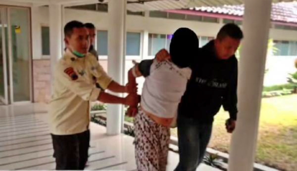 aksi heroik anggota Polisi Polres Magelang Kota amankan pelaku penganiayaan di sebuah Rumah Sakit di Kota Magelang