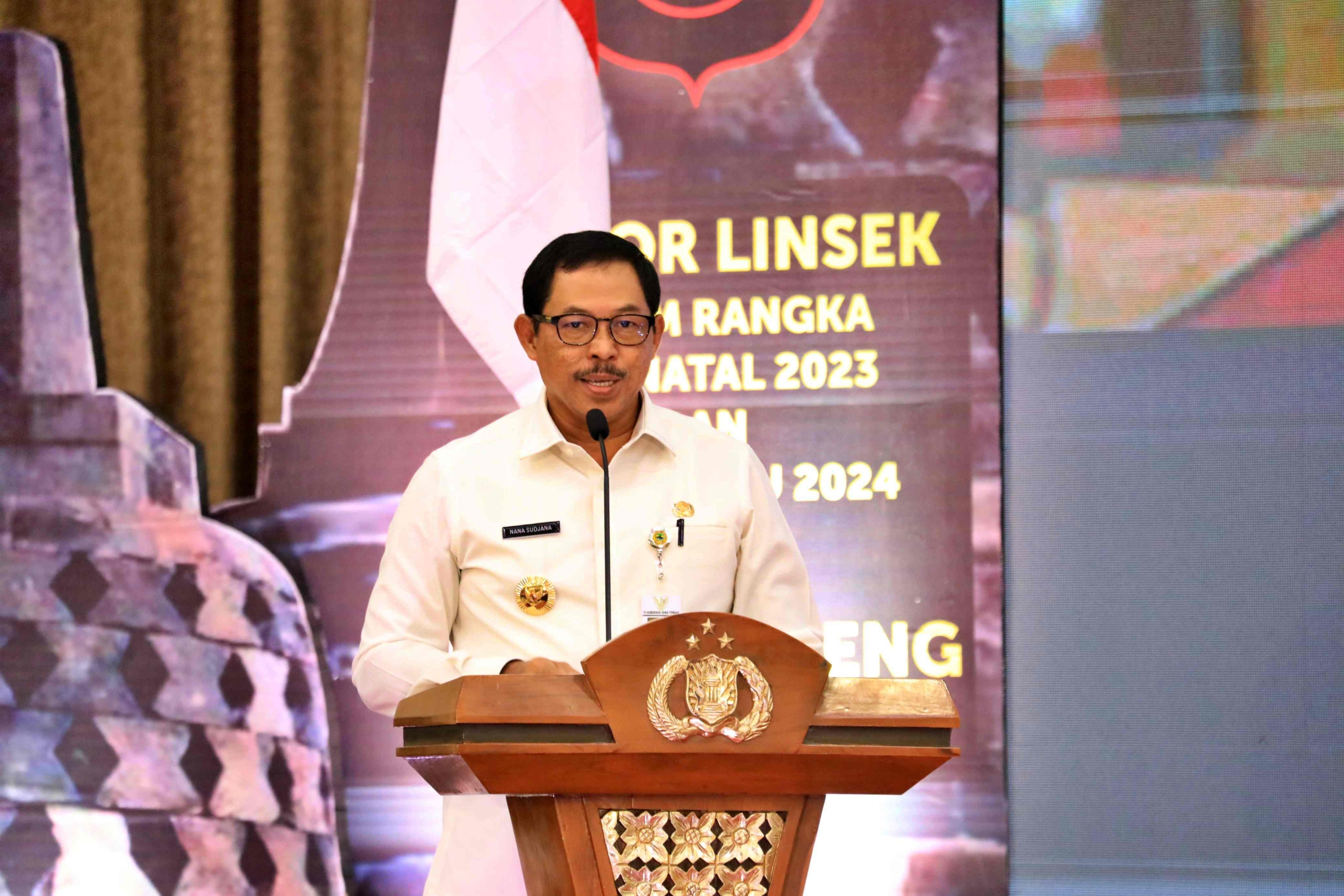 PJ Gubernur Jateng saat rapat persiapan Nataru