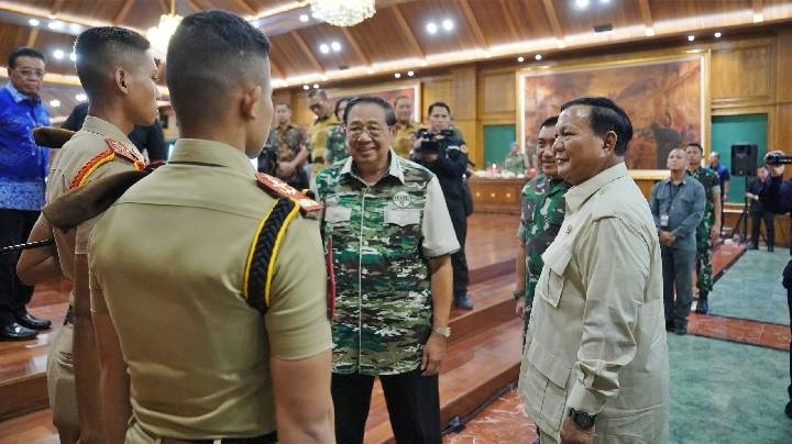 Prabowo bersama SBY saat di AKMIL Magelang