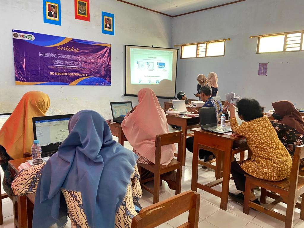 Guru di SD Negeri Soronalan 1 mengikuti kegiatan Workshop di hari ke 2_foto Unimma