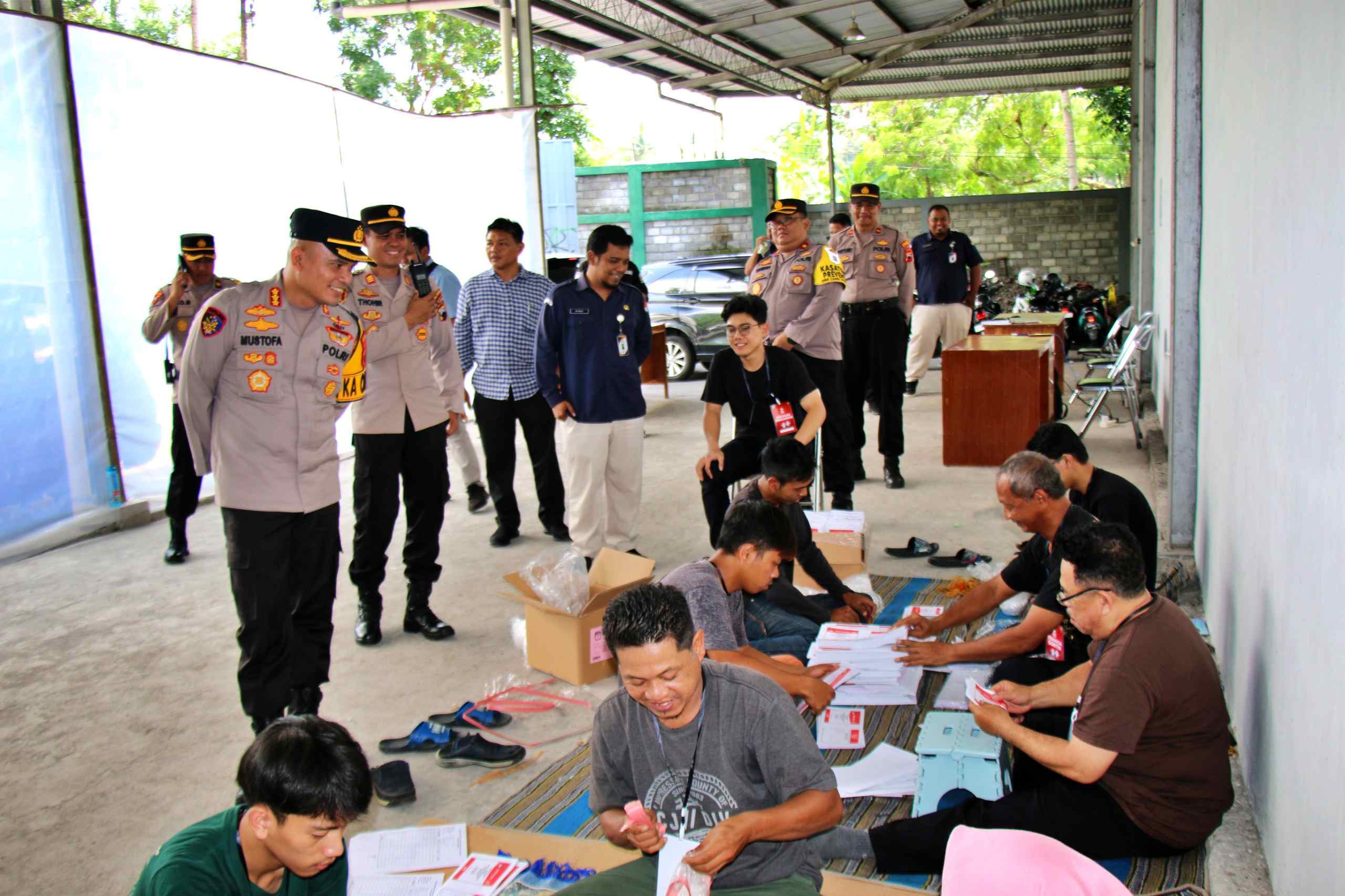 Kapolresta Magelang tinjau pelipatan susu di Gudang Logistik KPU Kabupaten Magelang