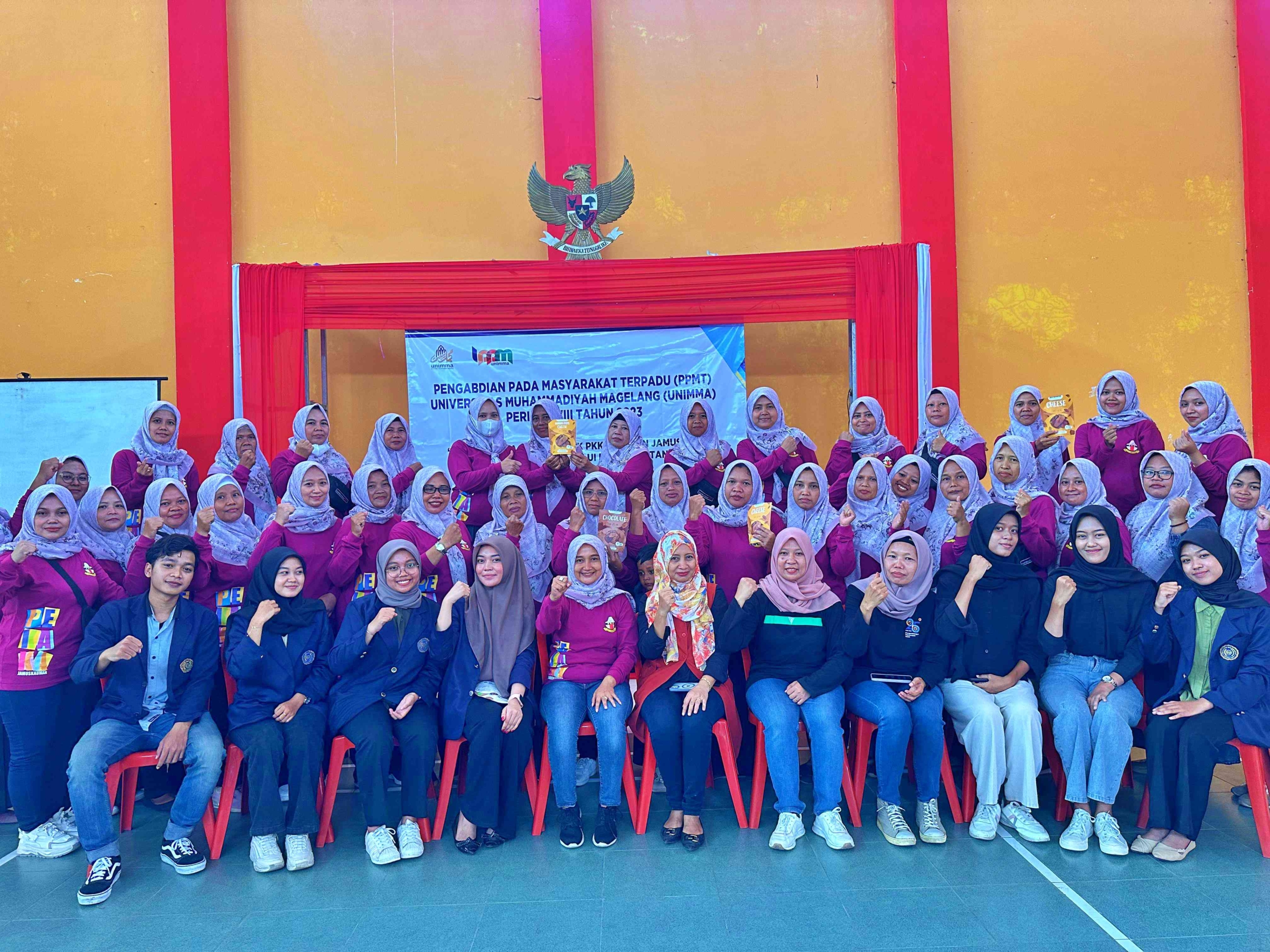 Mahasiswa UNIMMA saat lakukan PPMT di Jamuskauman Ngluwar Magelang