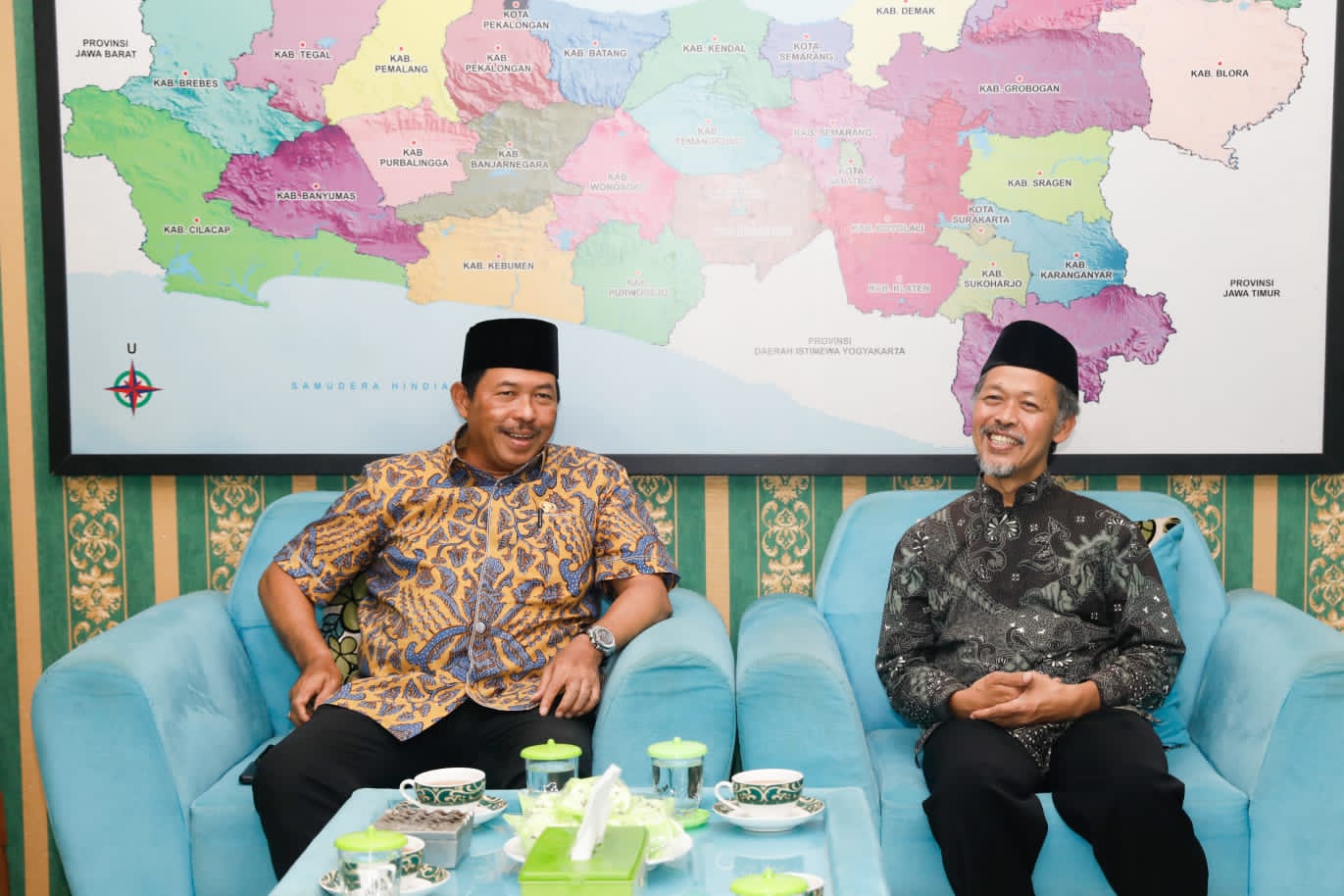 Kunjungi PWNU dan PW Muhammadiyah Jateng, Pj Gubernur Jateng Bangun Sinergitas Atasi Masalah Kemasyarakatan