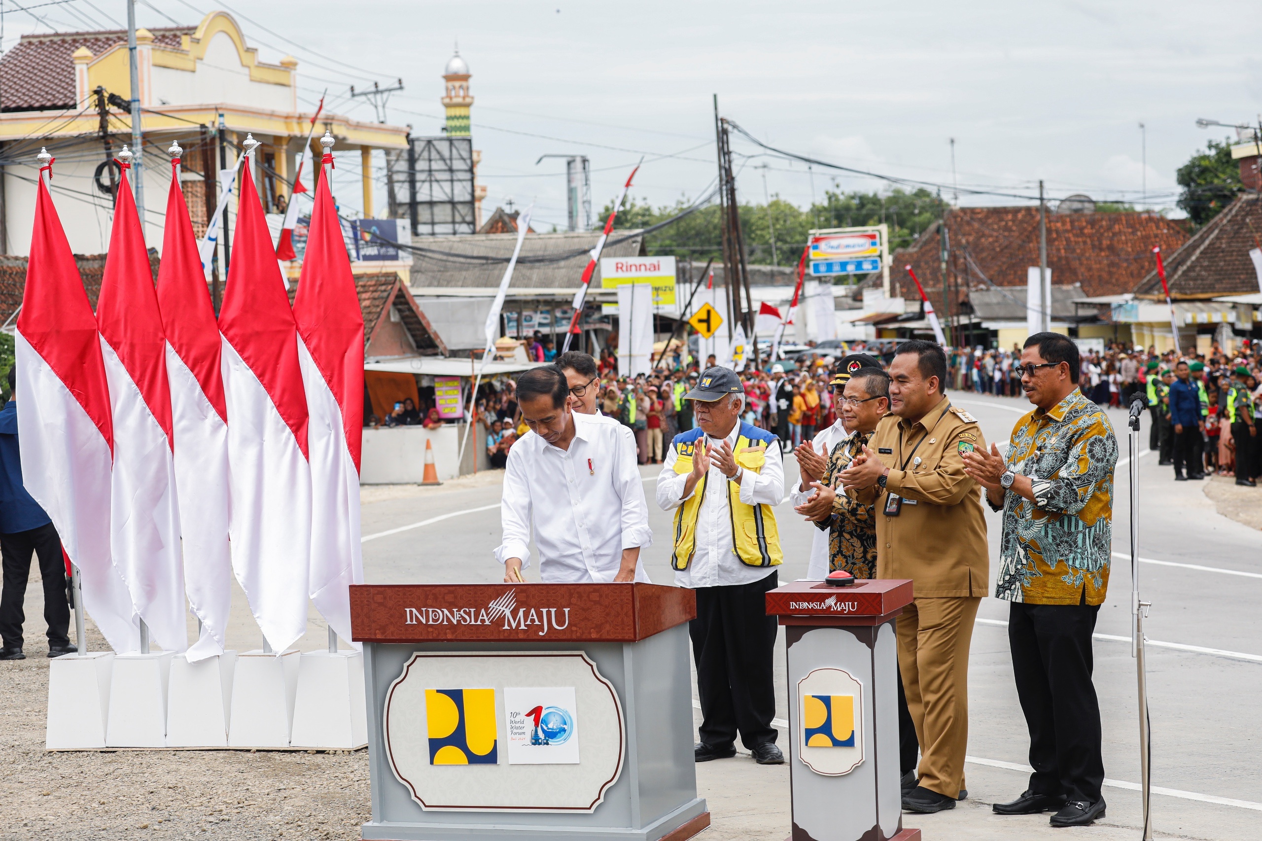 Presiden Kembali Resmikan Inpres Jalan Daerah, Pj Gubernur Jateng: Bermanfaat untuk Perekonomian Masyarakat
