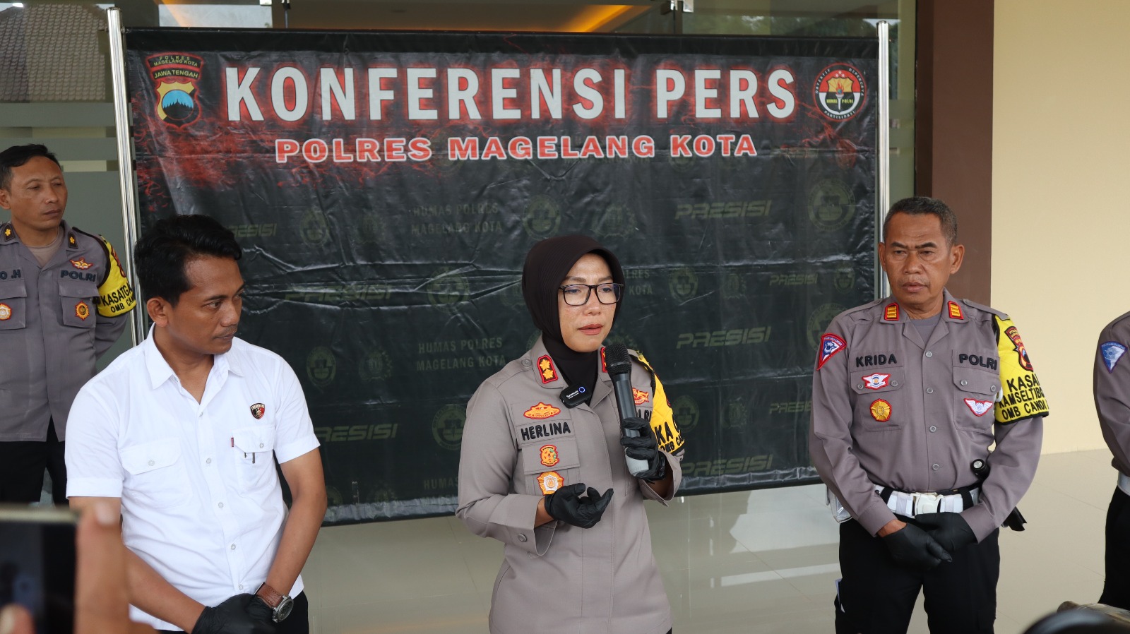 2 Remaja Bawa Sajam Diduga Hendak Tawuran Diamankan Polisi