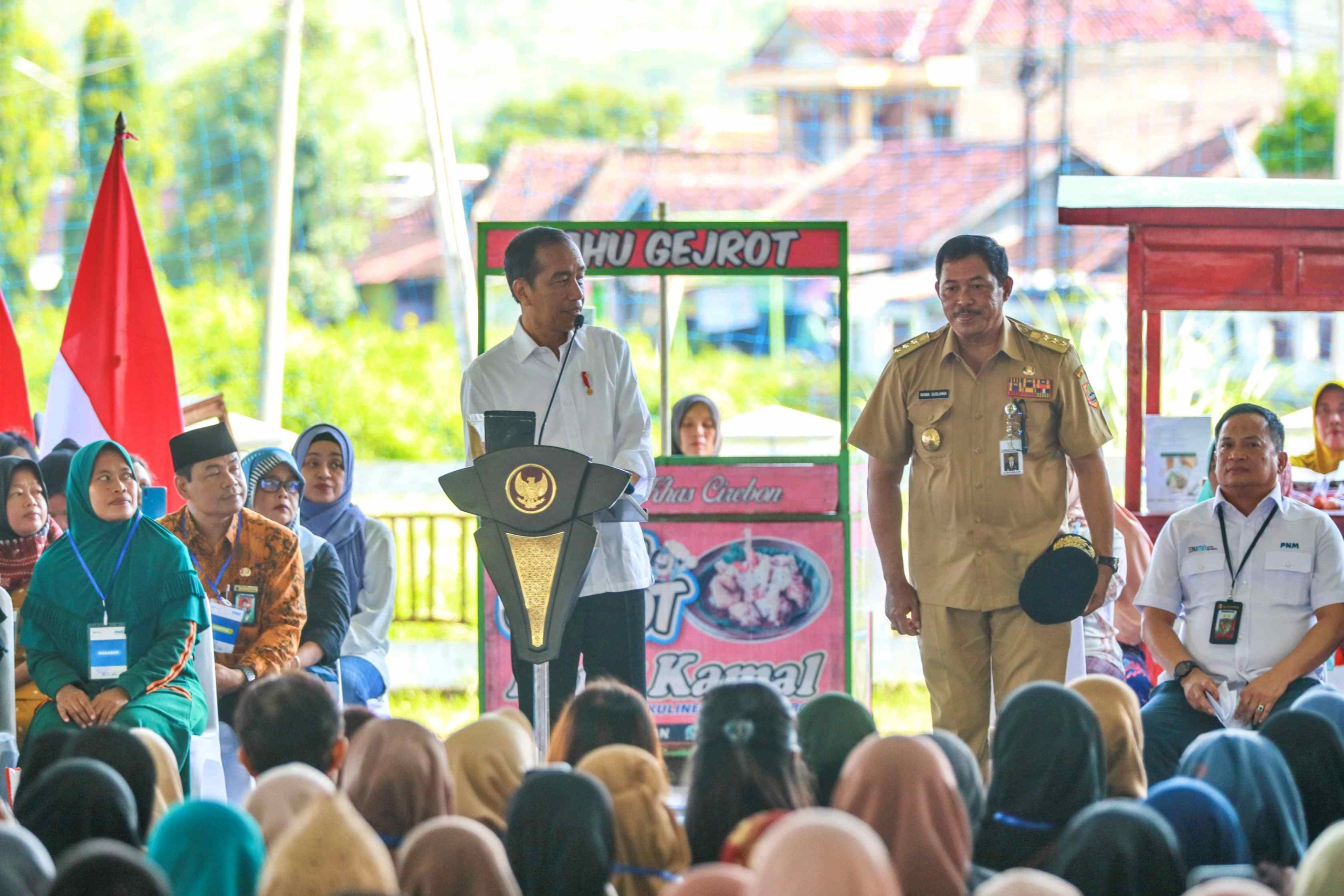 PJ Gubernur Jateng saat dampingi Presiden Jokowi di Wonogiri