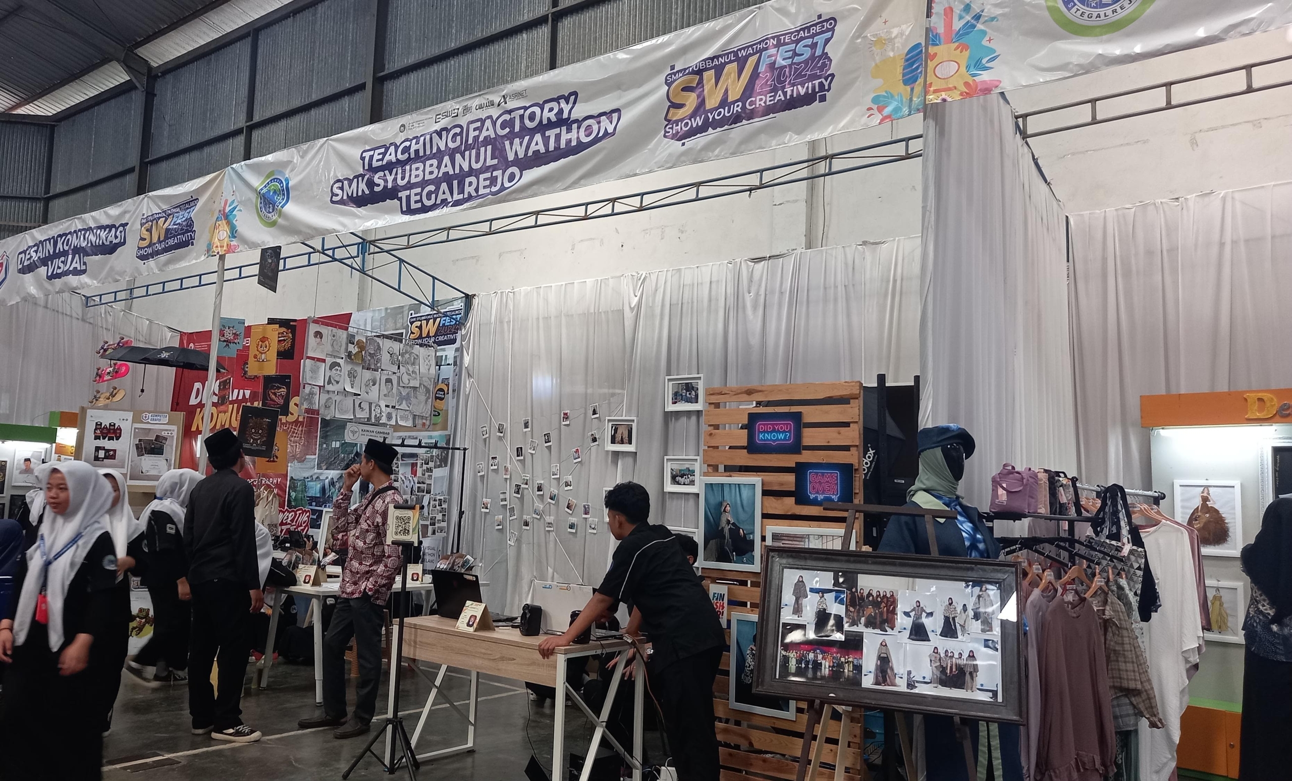 Gelar SW Fest 2024, SMK Syubbanul Wathon Magelang Pamerkan Hasil Karya Siswa