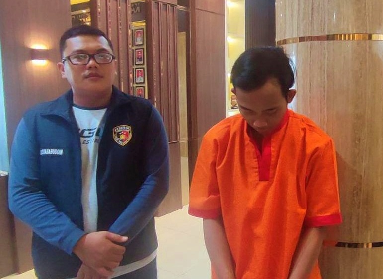 Pelaku baju orange tahanan yang ejakulasi dini saat hendak lecehkan pacar sendiri