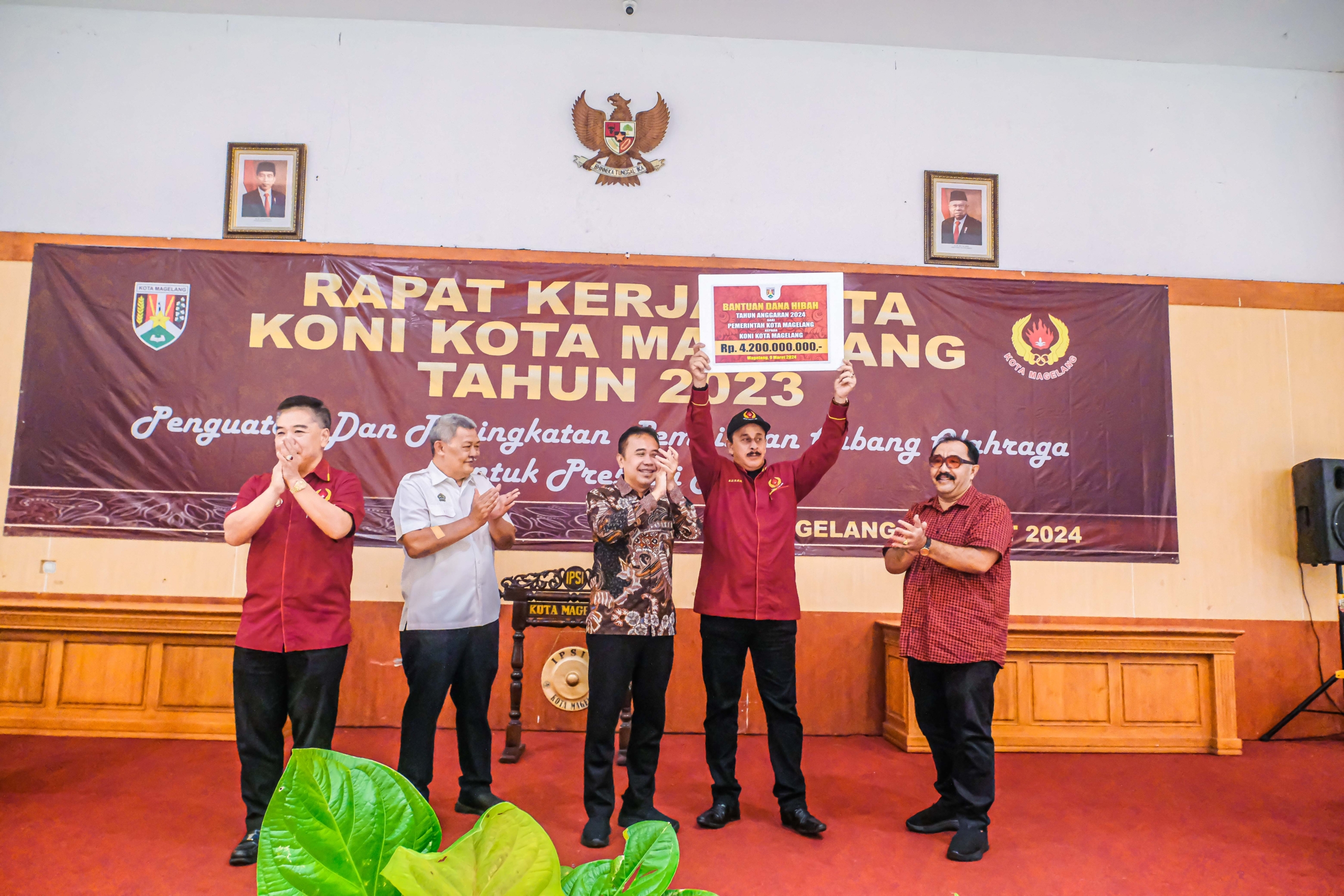 Pemkot Magelang Cairkan Bonus Atlet Peraih Medali Kejuaraan Porprov 2023, Ini Besarannya