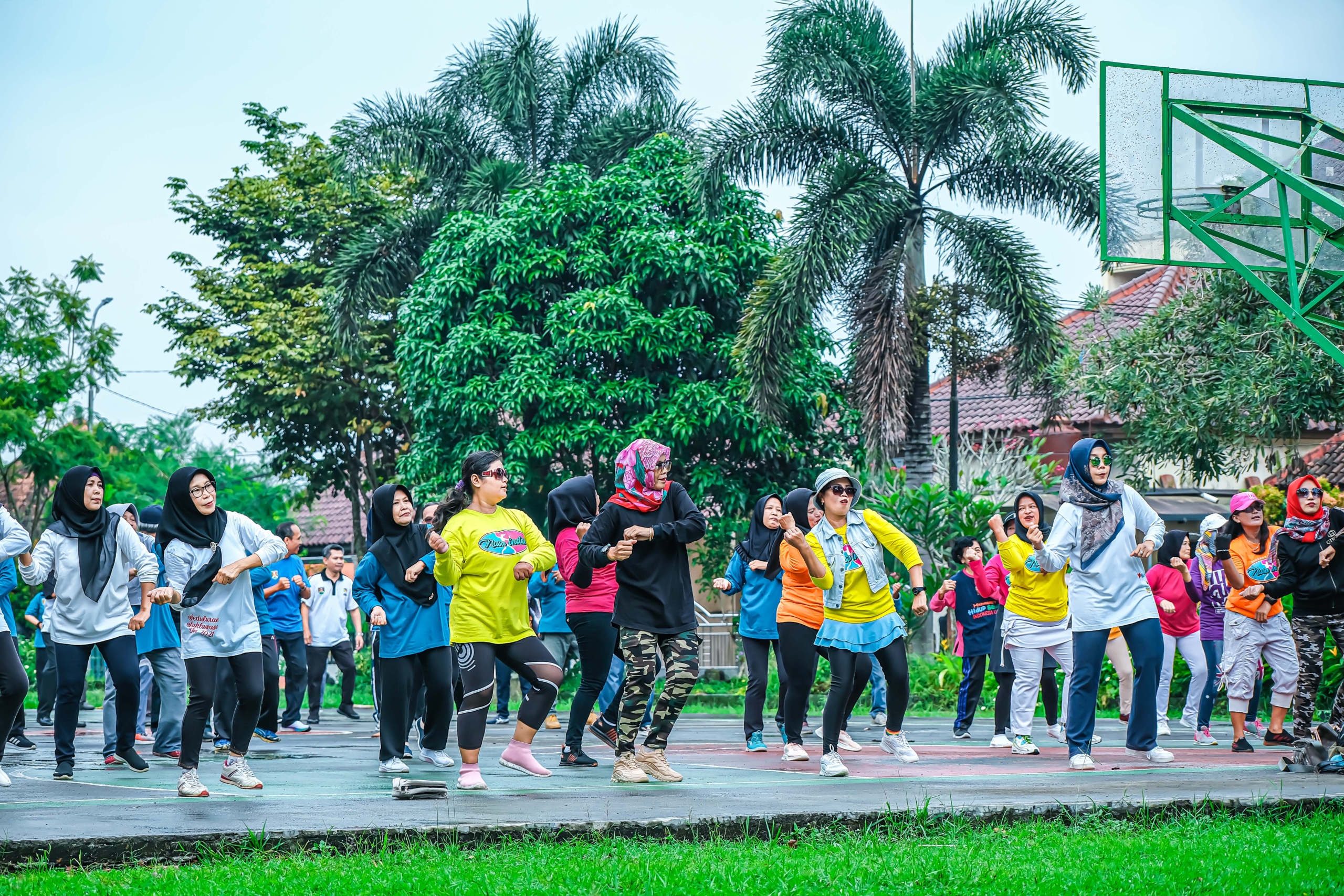 Ratusan Warga Ikuti Senam Bersama Rodanya Mas Bagia di Lapangan Kwarasan Kota Magelang