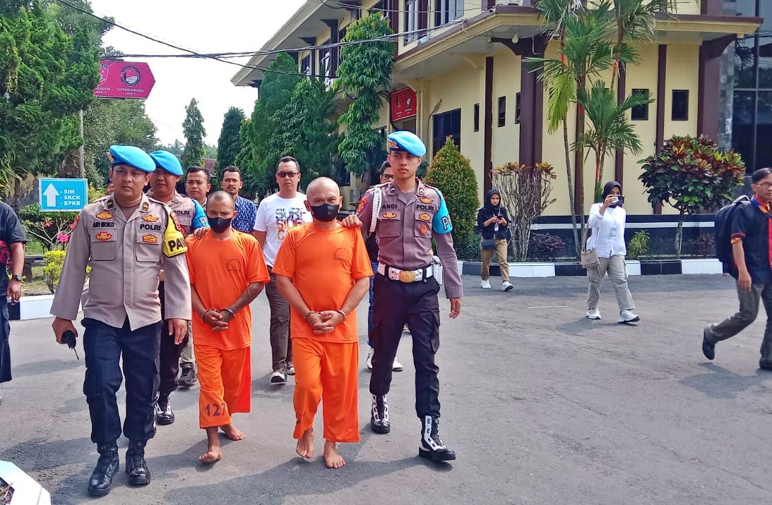 Dua pelaku pembakaran sepeda motor di Magelang