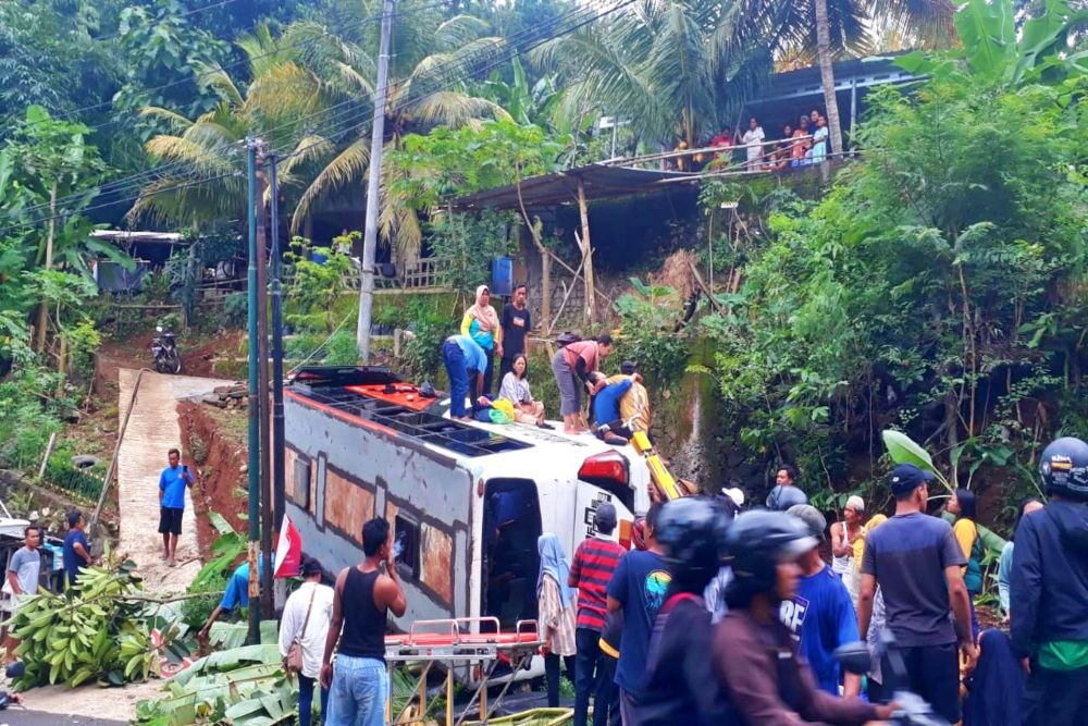 Kecelakaan Bus Wisata rombongan Pelajar SMP Depok Sleman