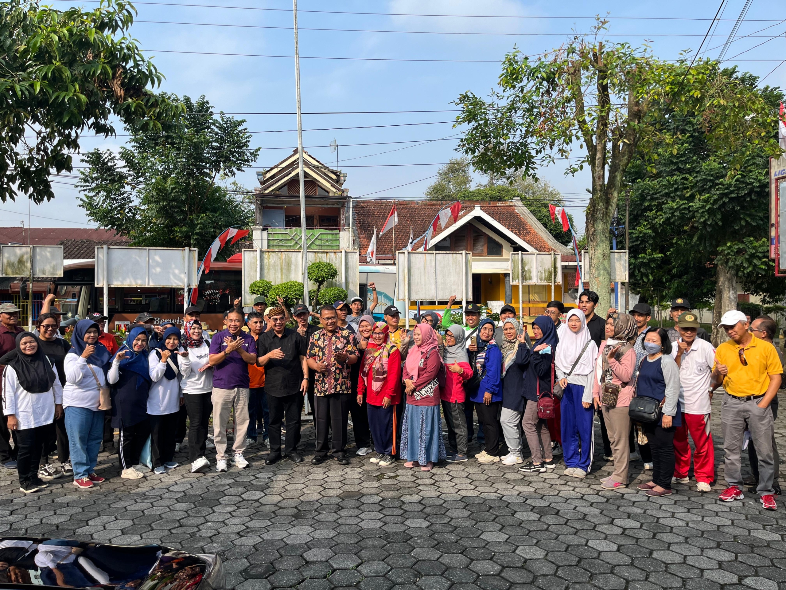 Serunya Para Ketua RW Belajar Sambil Wisata tentang Program Kampung Iklim