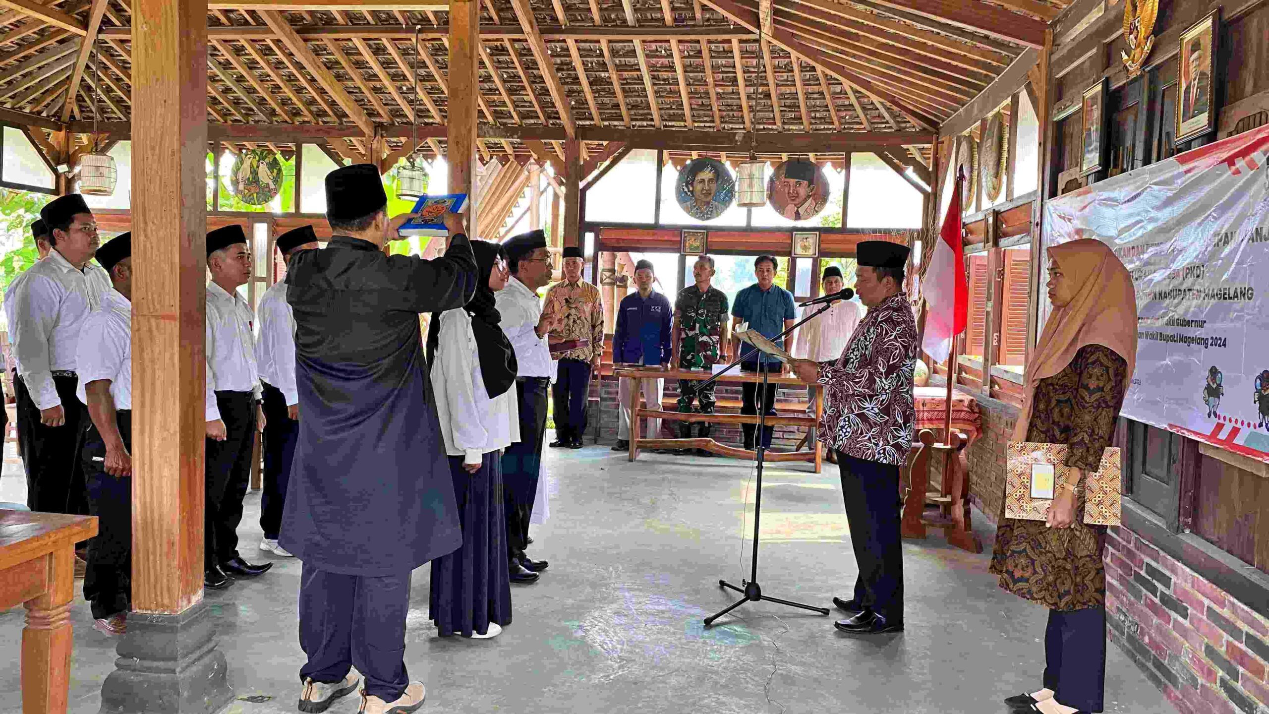 Pelantikan Pengawas Desa atau Kelurahan di Kecamatan Dukun Kabupaten Magelang