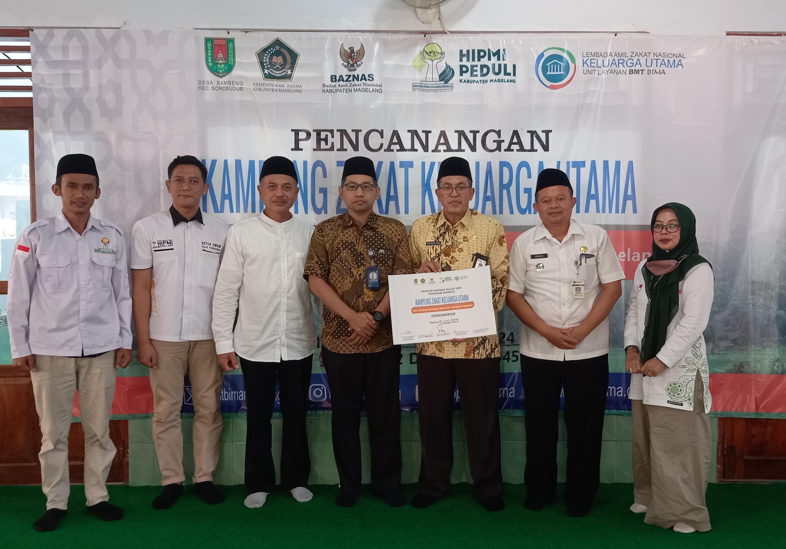 Kurban On The Spot dan Pencanangan Kampung Zakat Keluarga Utama di Borobudur Magelang