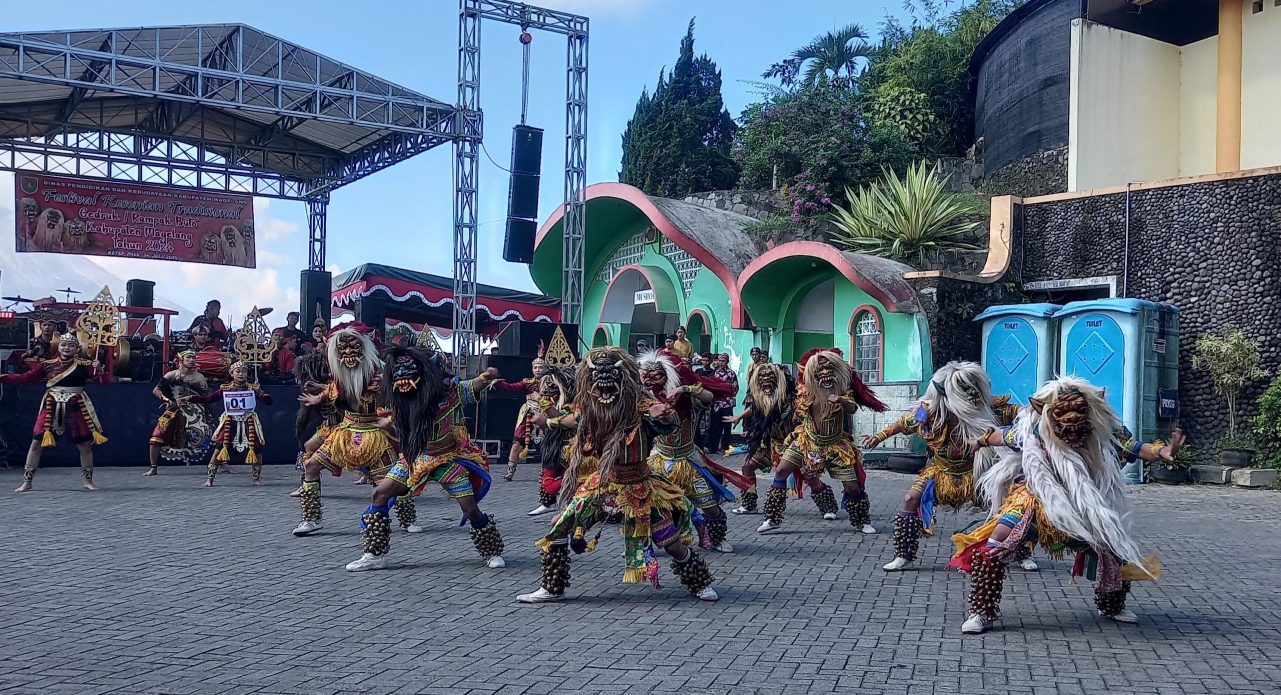 Upaya Lestarikan Warisan Budaya, Disdikbud Magelang Gelar Festival Kesenian Tradisional Gedrug di Ketep Pass