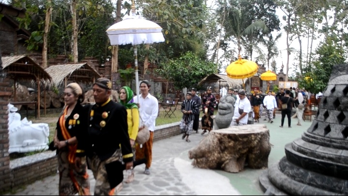 Peringati HUT ke-79 RI, Masyarakat Adat Nusantara Gelar Kirab Suran Pepunden Dipanegaran