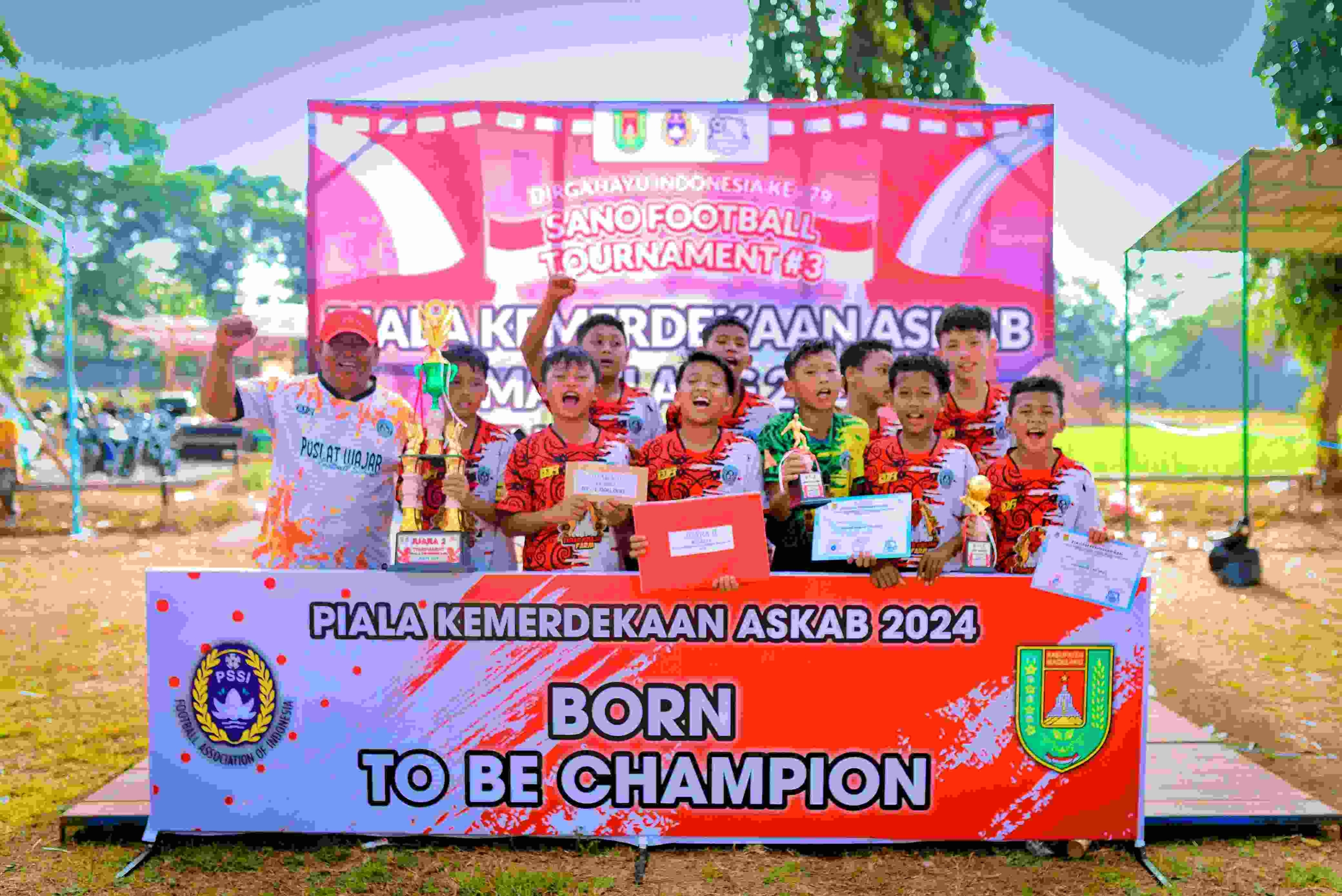 30 Klub Sepak Bola Anak Jateng DIY Bertanding di Magelang perebutkan Piala Kemerdekaan Askab Magelang 2024