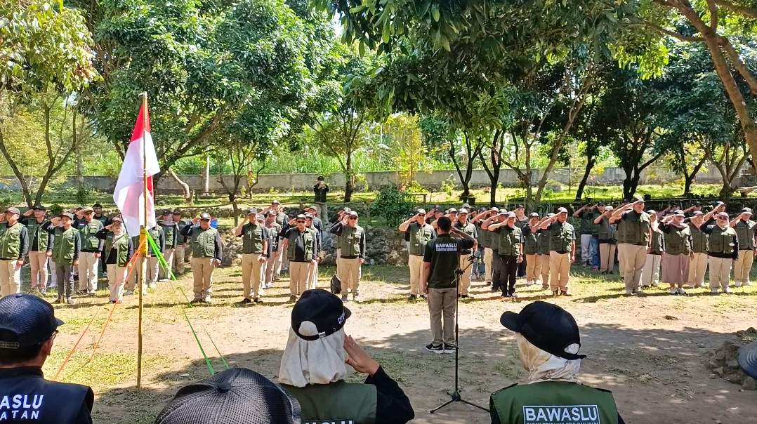 Apel Siaga pengawasan Kampanye Pilkada 2024 jajaran Panwascam Dapil 6 Kabupaten Magelang